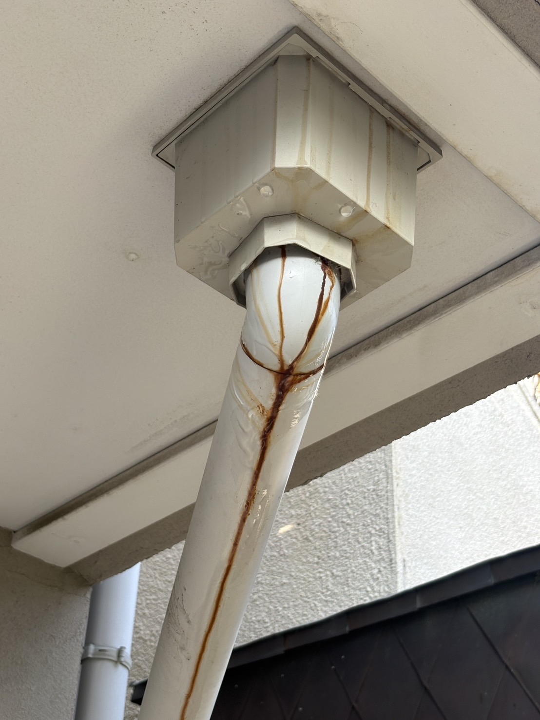 神戸市A様邸　雨樋交換